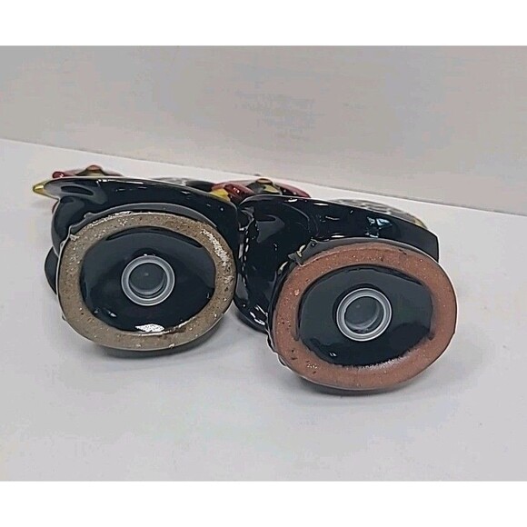 Vintage Hen and Rooster Figurine Salt & Pepper Shakers - Picture 6 of 7